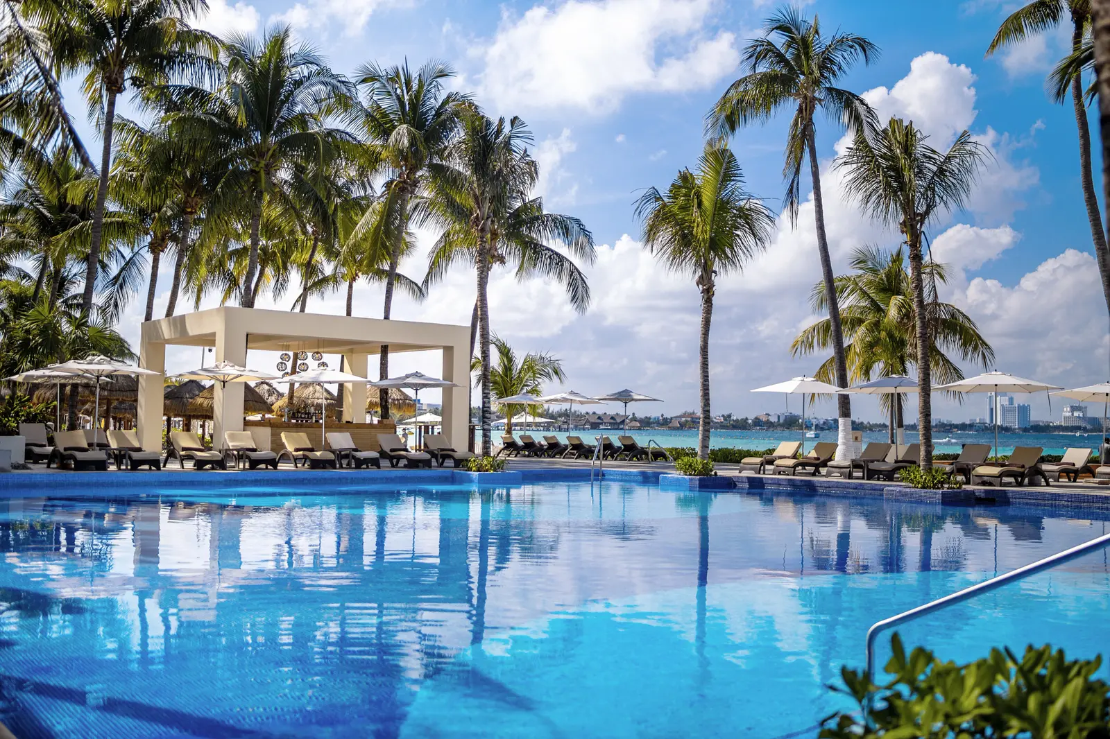 Dreams Sands Cancún Resort & Spa