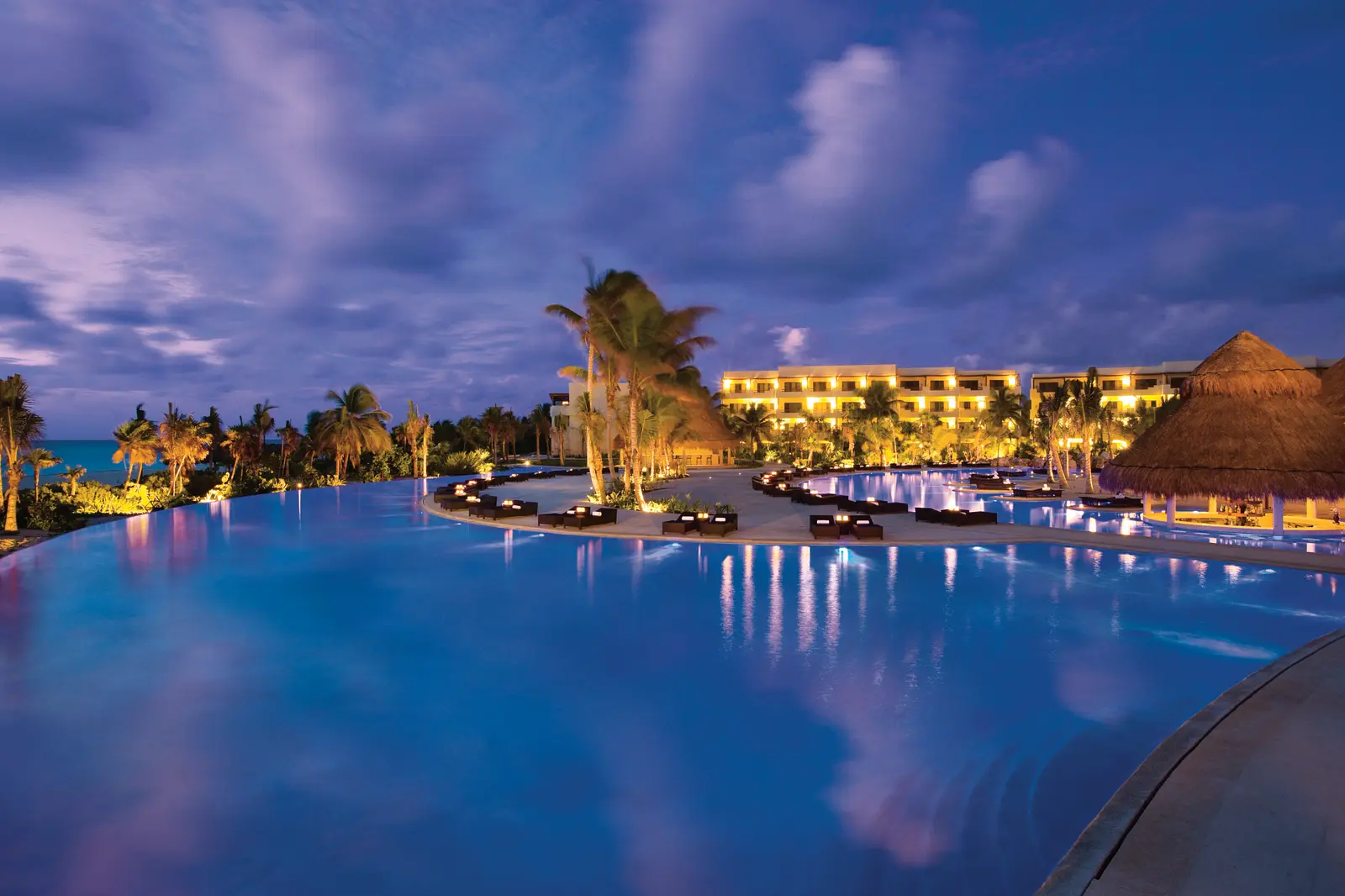 Ambassador Ultra Luxury · Riviera Maya