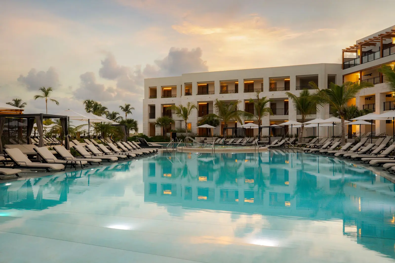 Secrets Playa Esmeralda Beach Resort