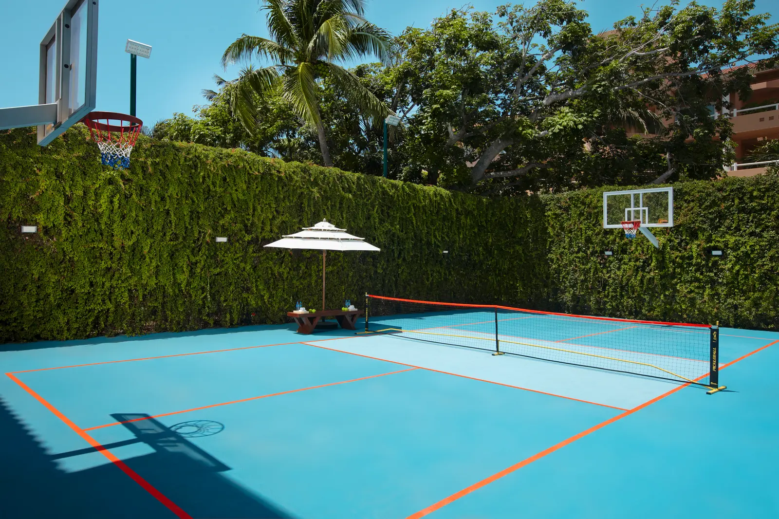Dreams Aventuras Resort & Spa