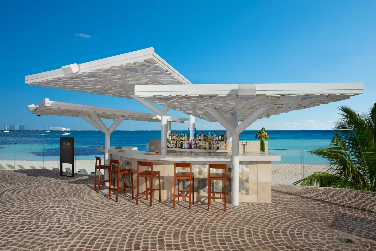 Breathless Cancún Soul Resort & Spa