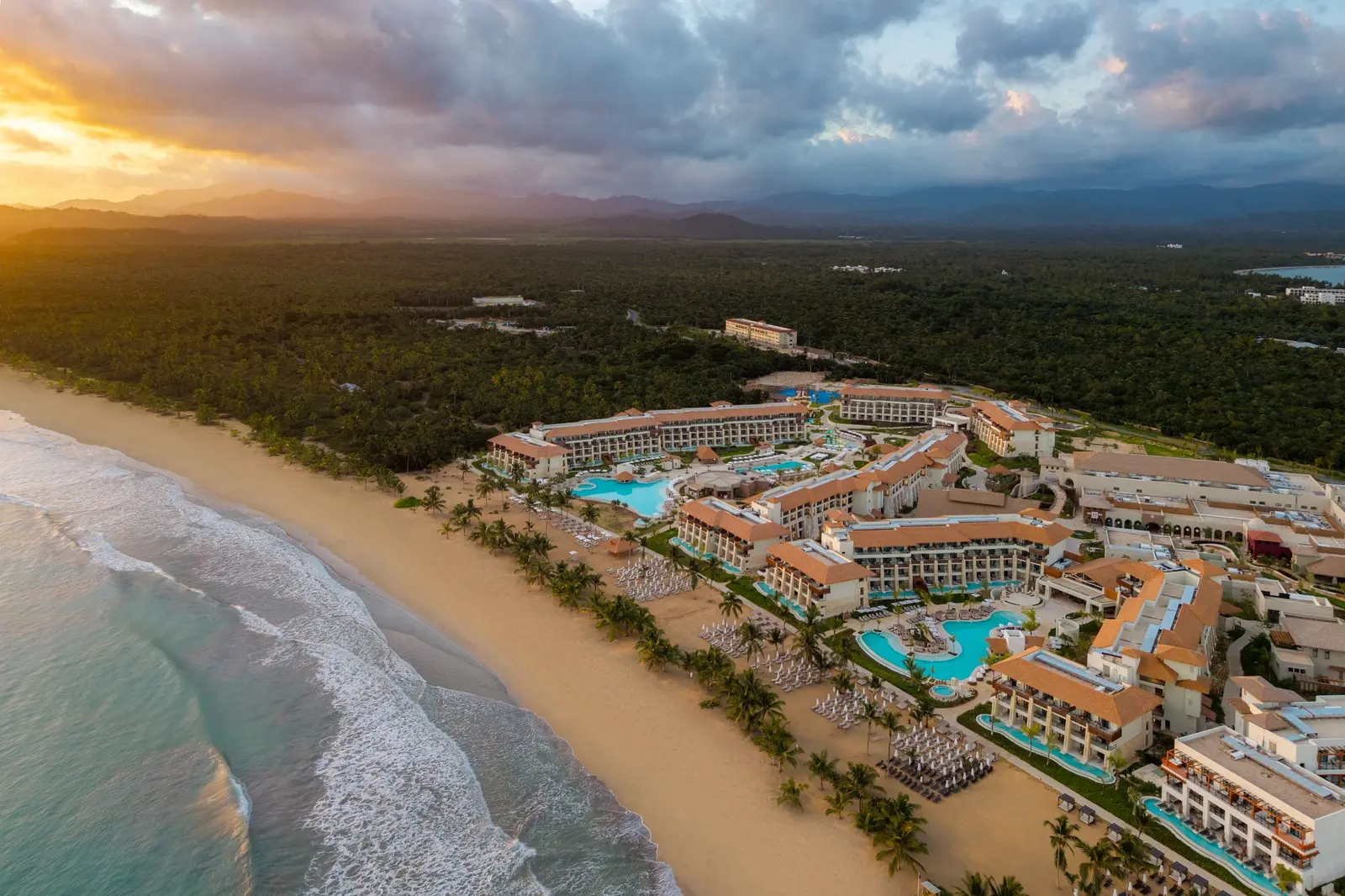 Dreams Playa Esmeralda Beach Resort