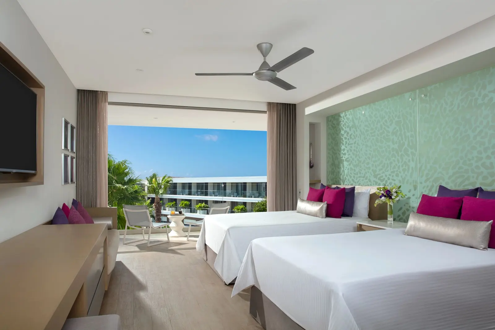 Instalaciones de Breathless Riviera Cancún Resort & Spa
