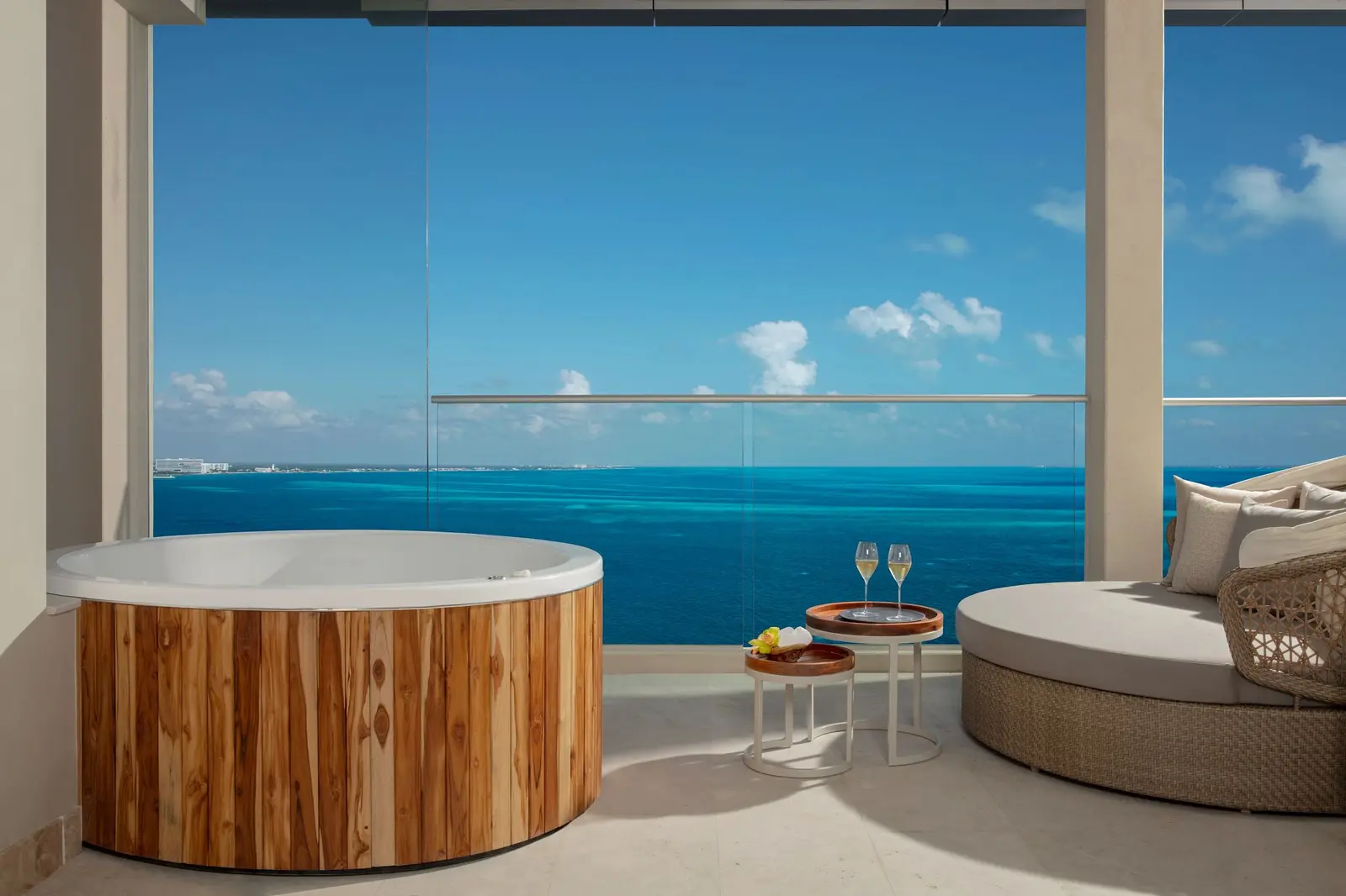 Instalaciones de Breathless Cancún Soul Resort & Spa