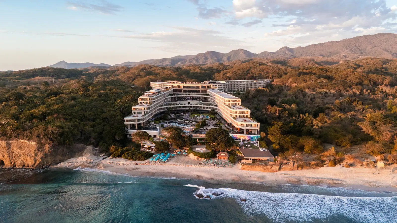Secrets Bahía Mita Surf & Spa Resort